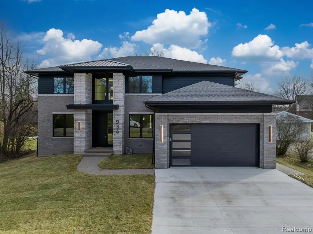 1545 Tiverton Trail, Rochester Hills, MI 48306 - #1