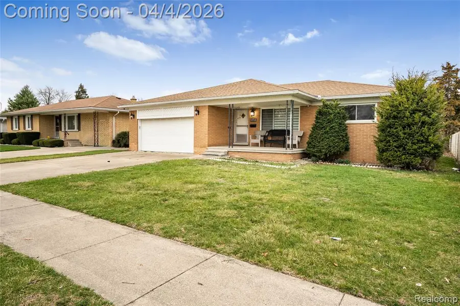 7117 N Evangeline, Dearborn Heights, MI 48127 - #3