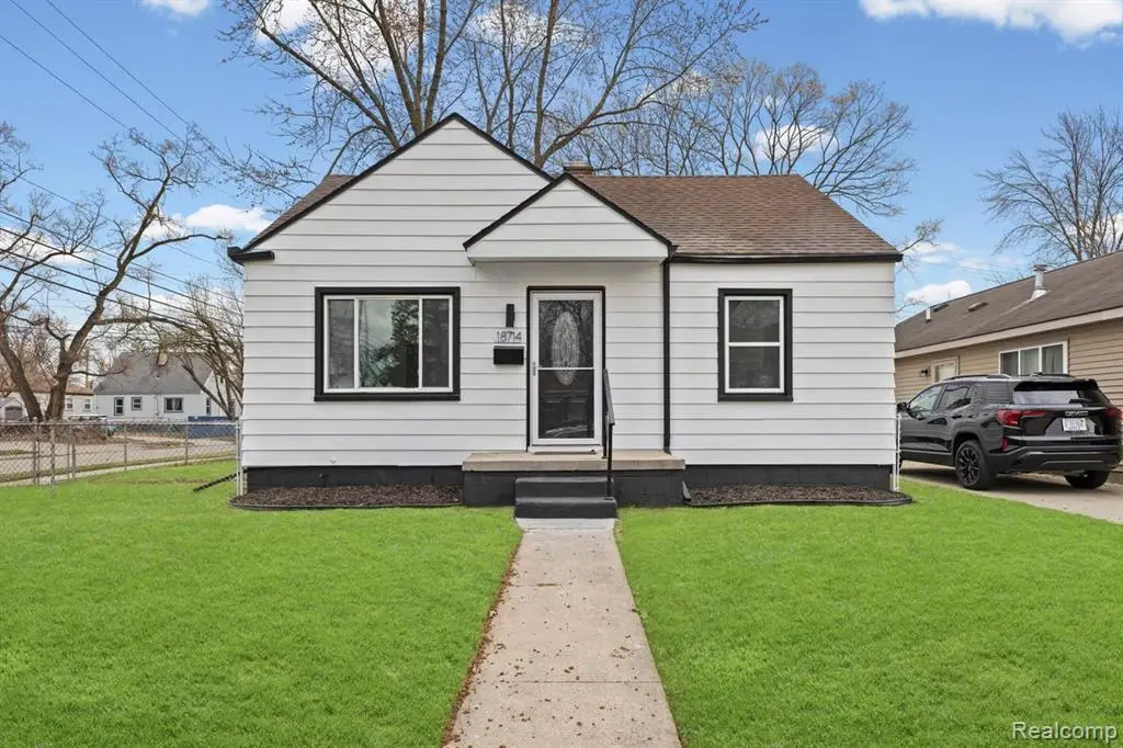 18714 Gaylord, Redford, MI 48240 - #1