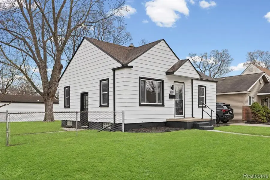 18714 Gaylord, Redford, MI 48240 - #3