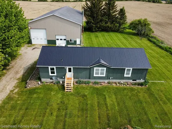 5605 Derby Road, Applegate, MI 48401