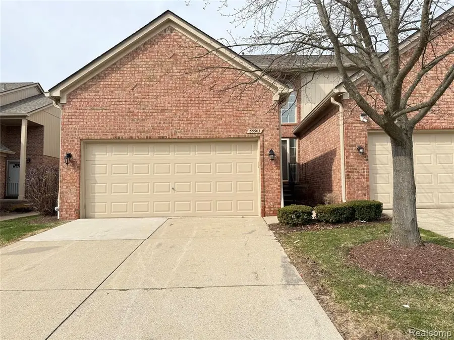 55503 Boardwalk, Utica, MI 48316 - #2