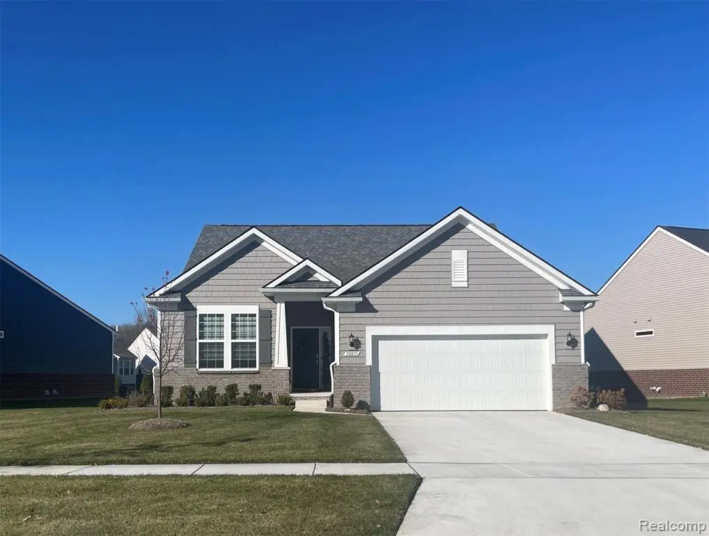 2015 Coventry, Clarkston, MI 48346 - #1
