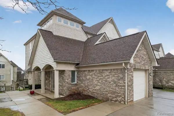 848 Brandon, Pontiac, MI 48340