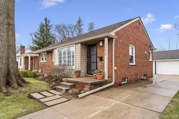 2577 Buckingham, Birmingham, MI 48009