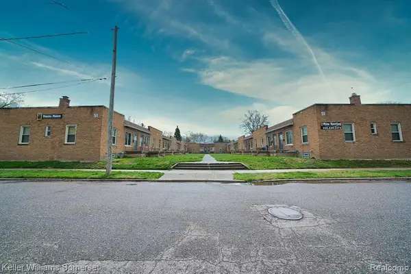 51 Spokane, Pontiac, MI 48341