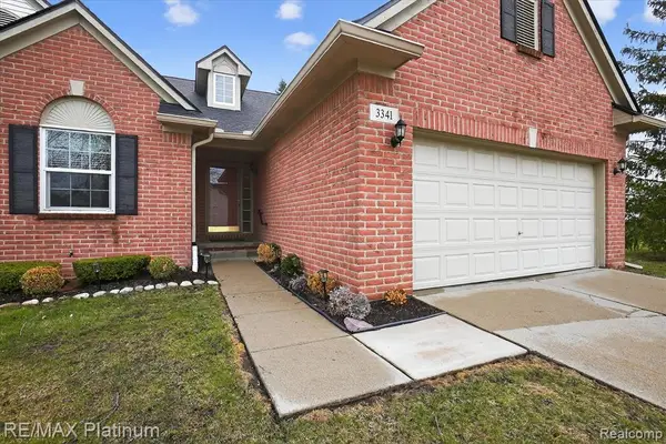 3341 Dewdrop, Howell, MI 48843