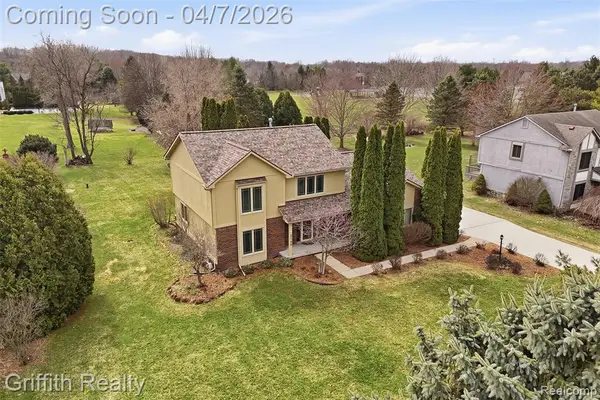 2142 Cumberland, Brighton, MI 48114