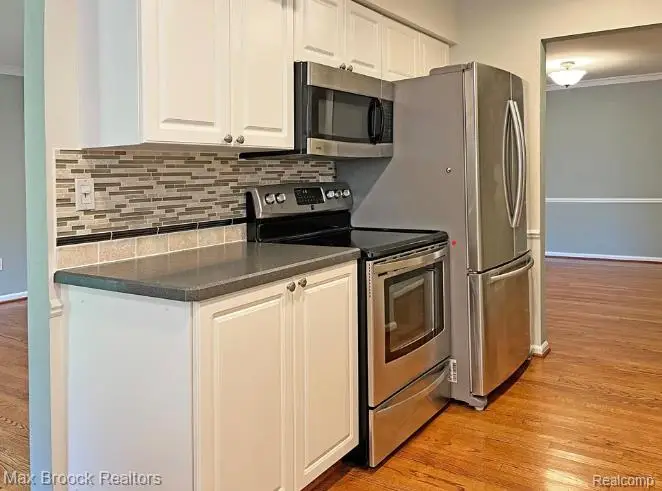 42160 Woodward #42, Bloomfield Hills, MI 48304 - #3