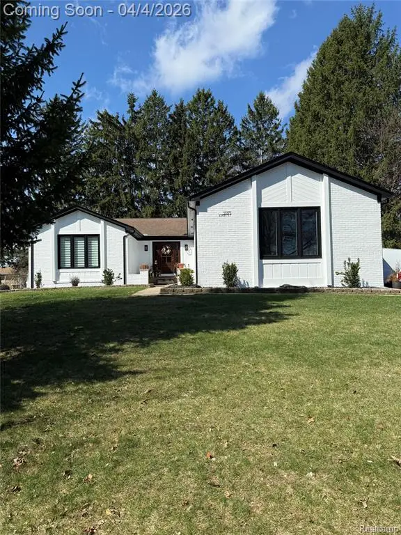 53375 Bunny, Shelby Twp, MI 48316