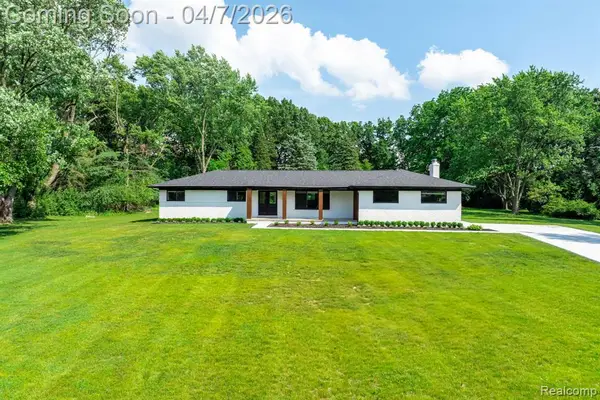 6284 Malvern, Troy, MI 48098