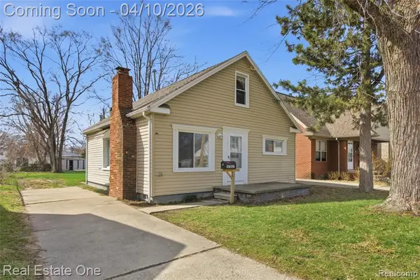 5747 Kingsbury, Dearborn Heights, MI 48127
