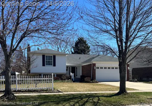 8370 Elmhurst, Canton, MI 48187