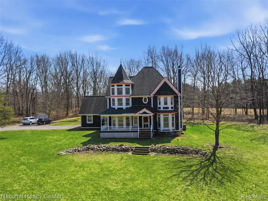 675 W Leonard, Leonard, MI 48367 - #3