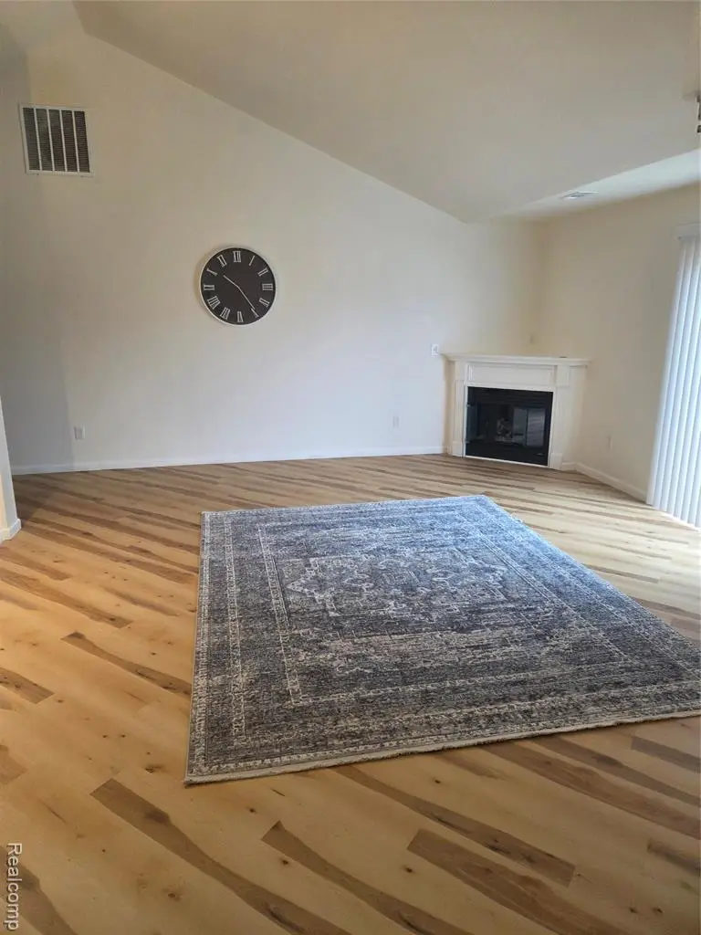 45681 Cagney #76, Macomb, MI 48044 - #3