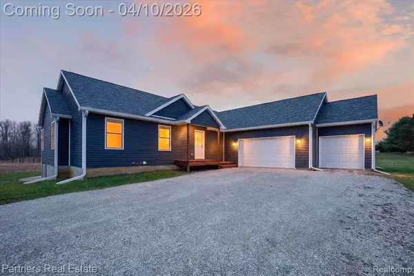 9148 Eva, Fowlerville, MI 48836