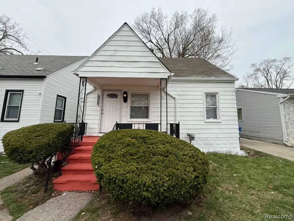 8209 Orchard, Warren, MI 48089 - #1