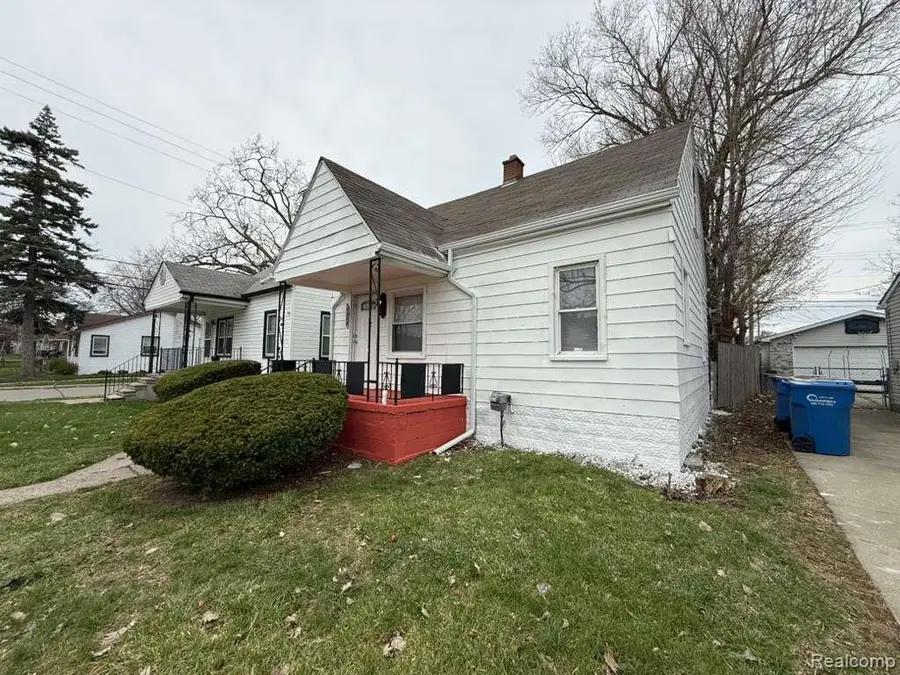 8209 Orchard, Warren, MI 48089 - #2