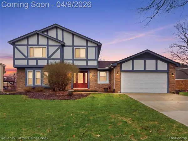 25845 Buckminster, Novi, MI 48375