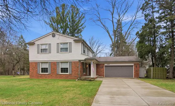 35037 Ellen, Livonia, MI 48154