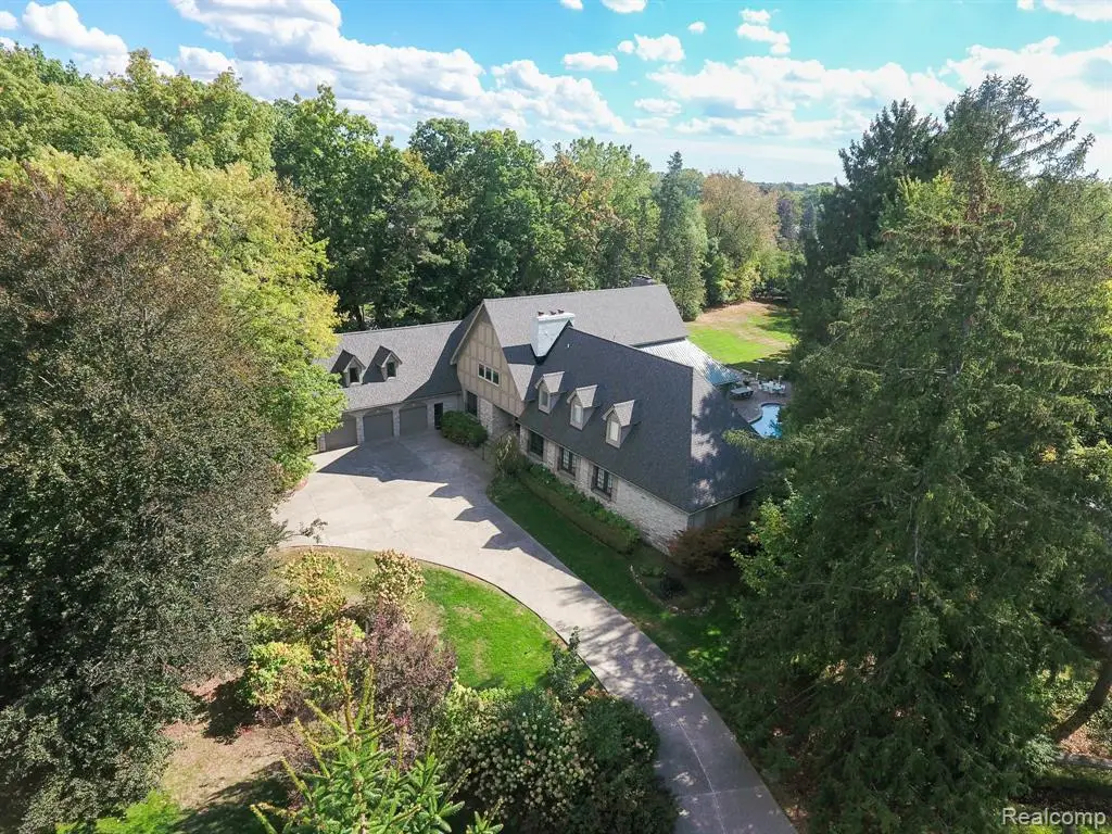 320 Cranbrook, Bloomfield Hills, MI 48304 - #1