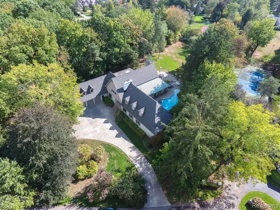 320 Cranbrook, Bloomfield Hills, MI 48304 - #2