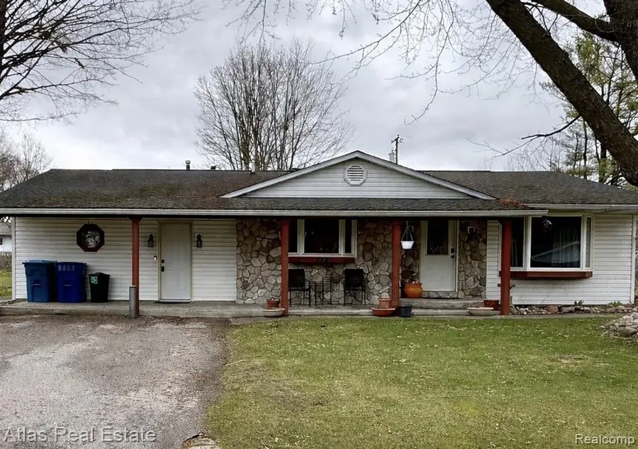 738 Richard, Vassar, MI 48768 - #2