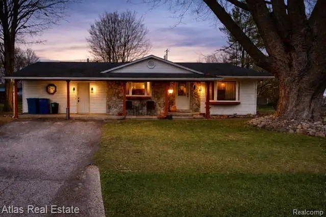 738 Richard, Vassar, MI 48768 - #3