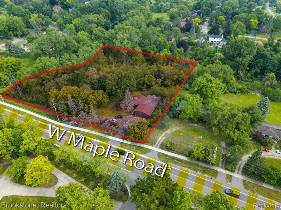 4665 W Maple Road, Bloomfield Hills, MI 48301 - #2