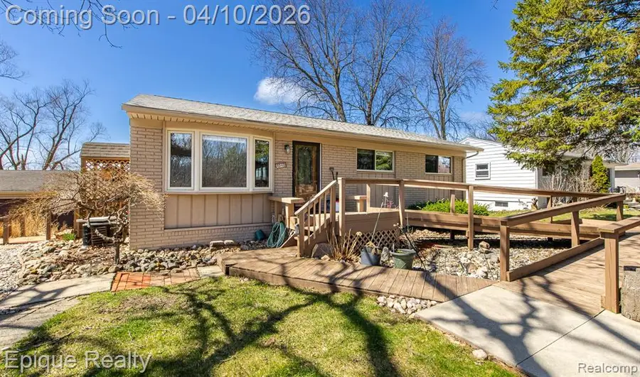 4040 Joslyn, Lake Orion, MI 48359 - #2