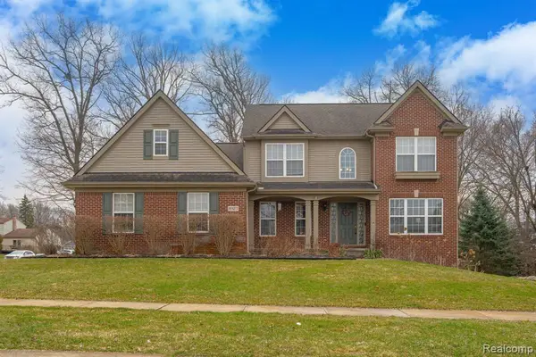 8925 El Dorado, White Lake, MI 48386