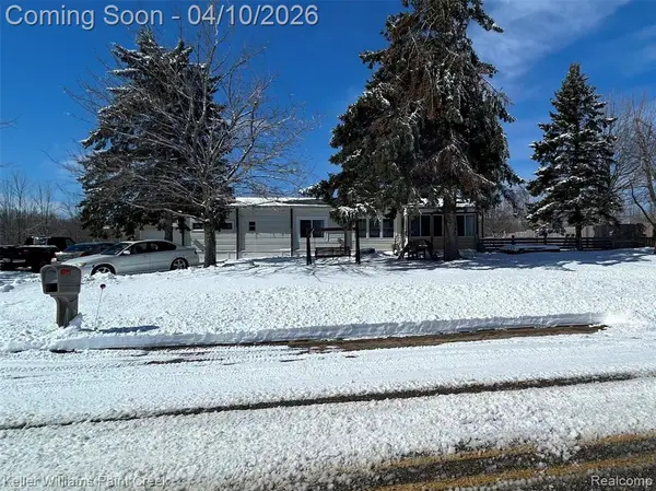 3055 Black, Charlevoix, MI 49720