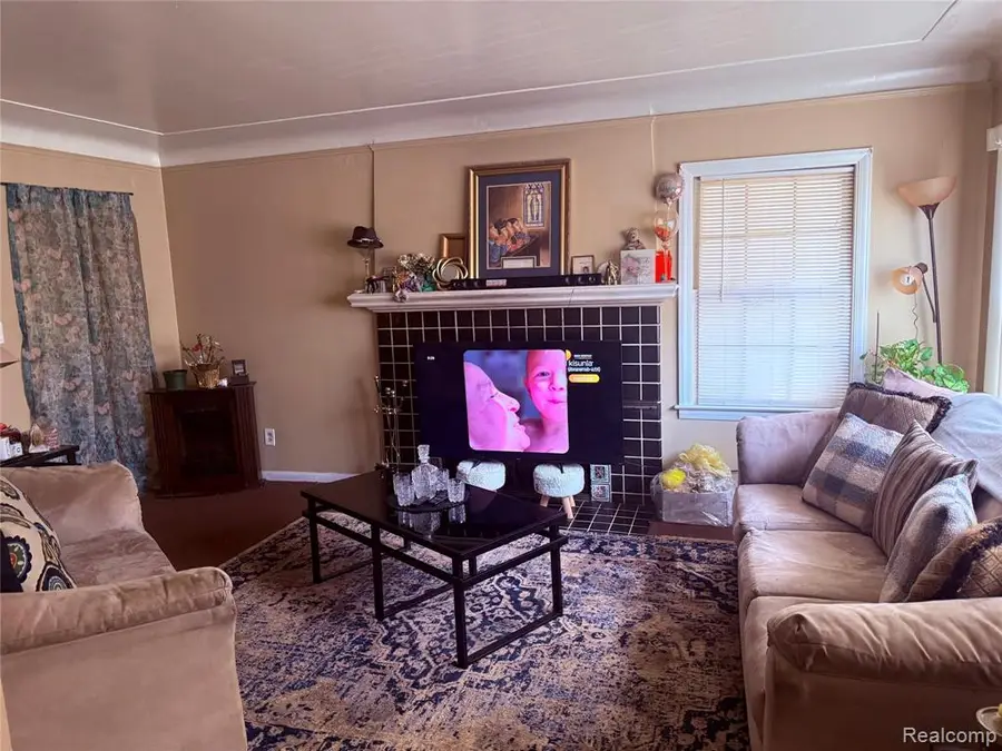 18485 Salem, Detroit, MI 48219 - #3