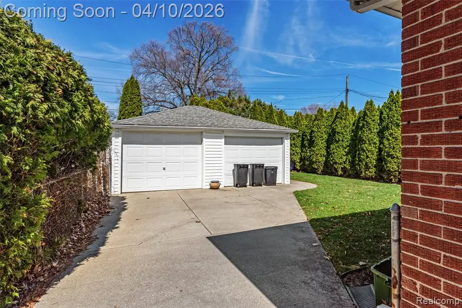 318 Park, Clawson, MI 48017 - #2