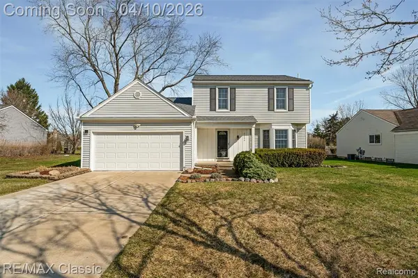 44640 Yorkshire, Novi, MI 48375