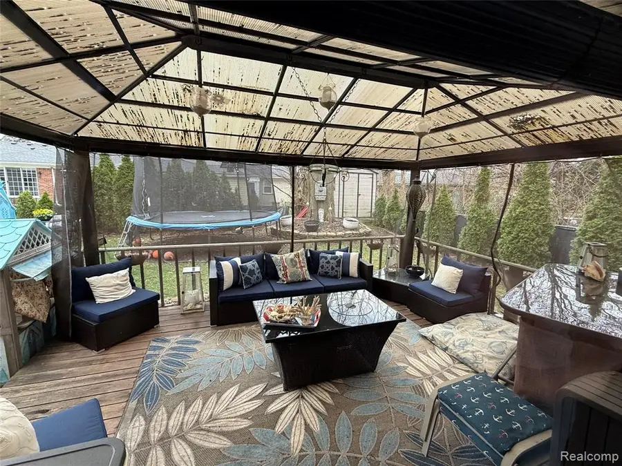 1645 Blairmoor, Grosse Pointe Woods, MI 48236 - #2
