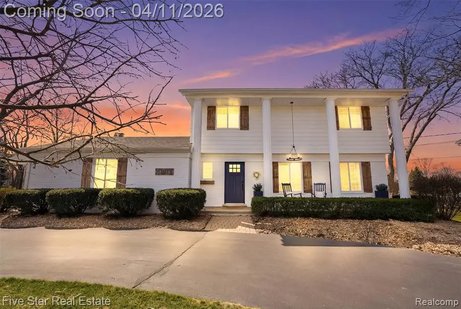 3517 Trentwood Trentwood, Commerce Township, MI 48382 - #2