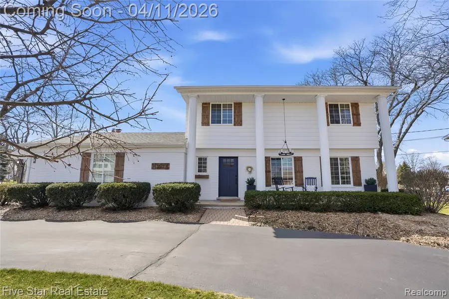 3517 Trentwood Trentwood, Commerce Township, MI 48382 - #3