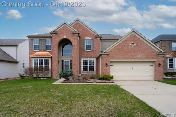 4286 Merriman, Howell, MI 48843