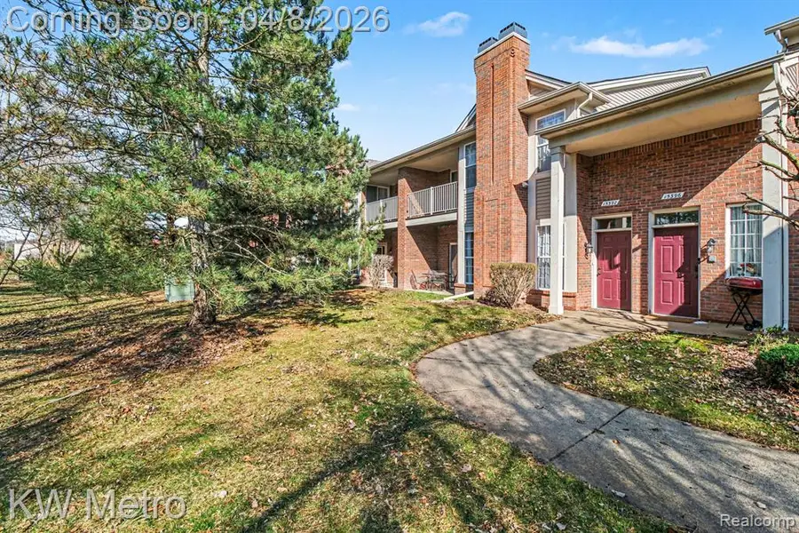 15392 Yale #195, Clinton Township, MI 48038 - #2