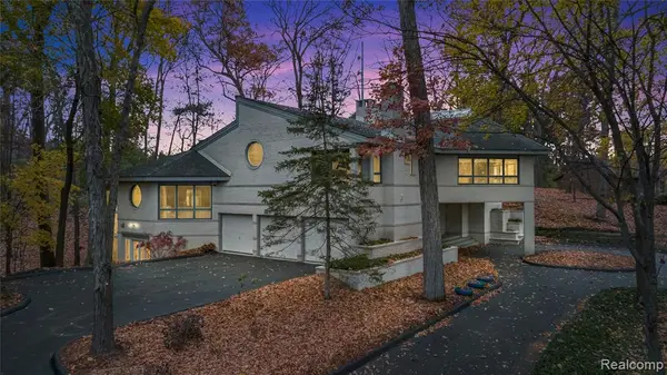 1178 Copperwood, Bloomfield Hills, MI 48302