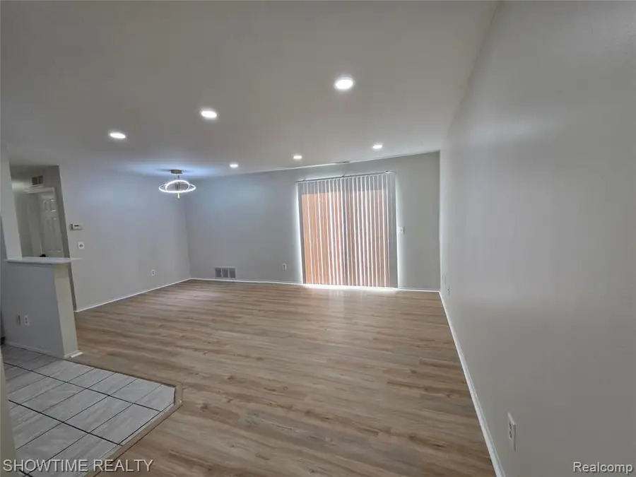 43441 Cape, Sterling Heights, MI 48313 - #2