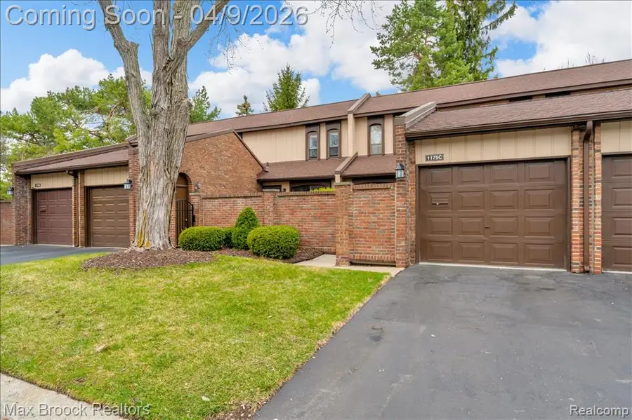 1175 Kirts #C, Troy, MI 48084 - #2