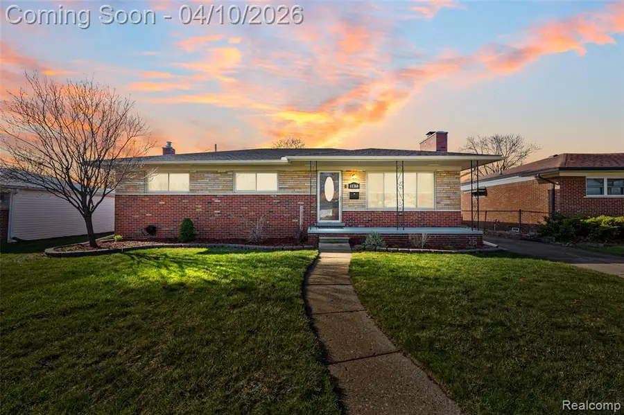 11368 Canterbury, Warren, MI 48093 - #2
