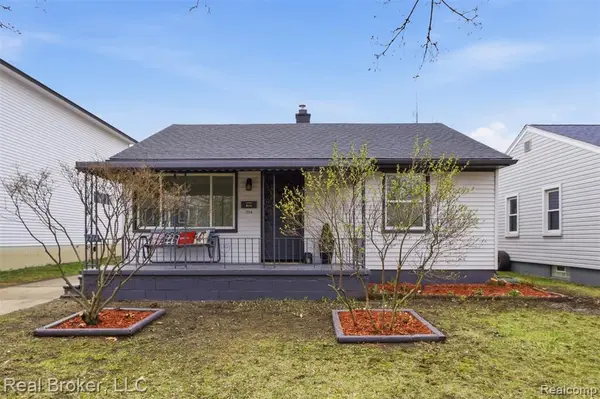 1714 E Hayes, Hazel Park, MI 48030