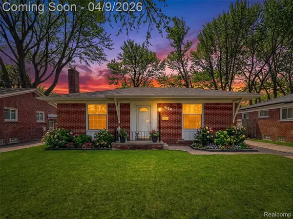 906 Englewood, Royal Oak, MI 48073