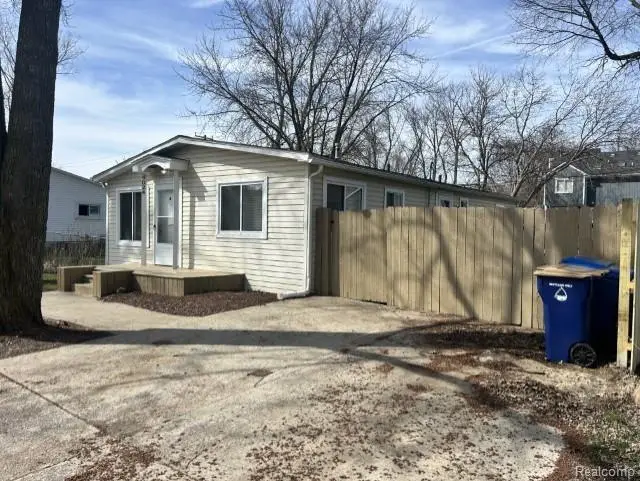 4024 Wenonah, Waterford, MI 48328 - #1