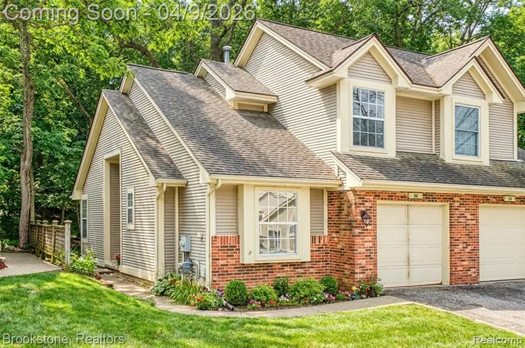 886 Whisperwood, Fenton, MI 48430 - #1