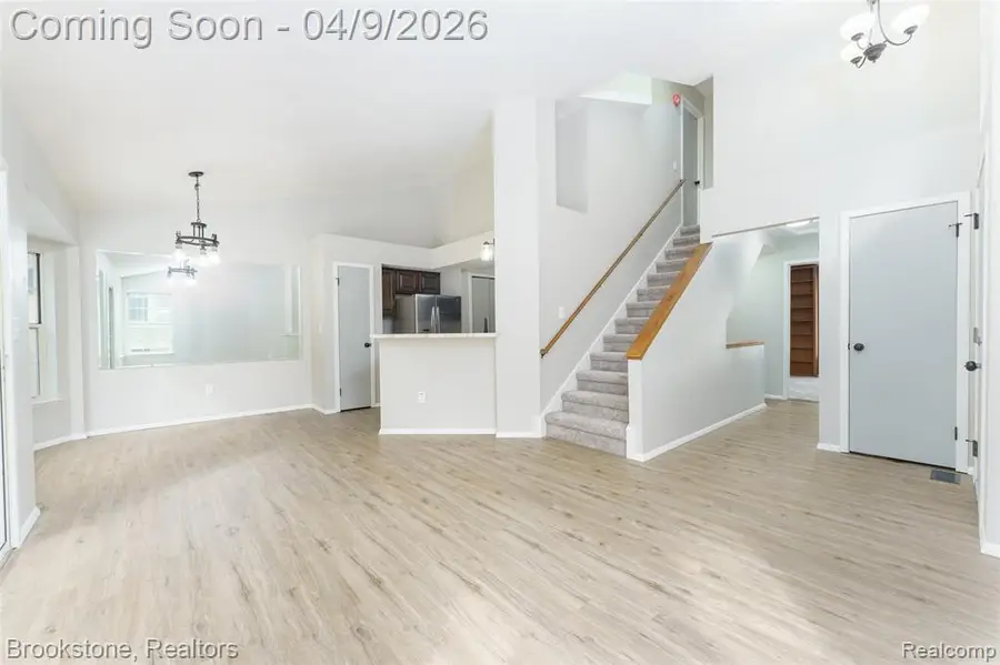 886 Whisperwood, Fenton, MI 48430 - #3