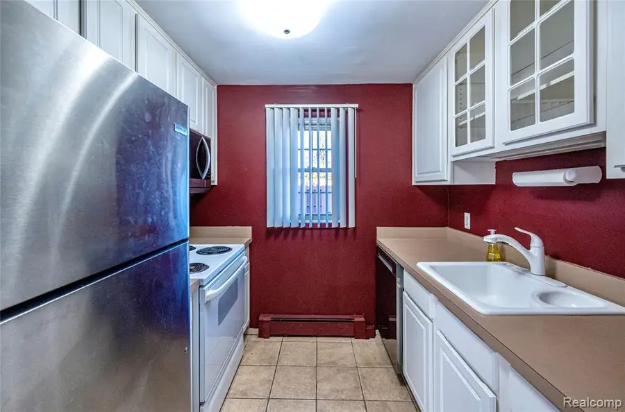 2344 W 14 Mile #7, Royal Oak, MI 48073 - #2